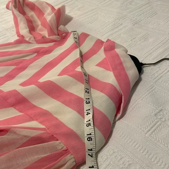 One of a kind, vintage pink and white striped dress, slip Size 4-6. 💖 - Picture 9 of 11